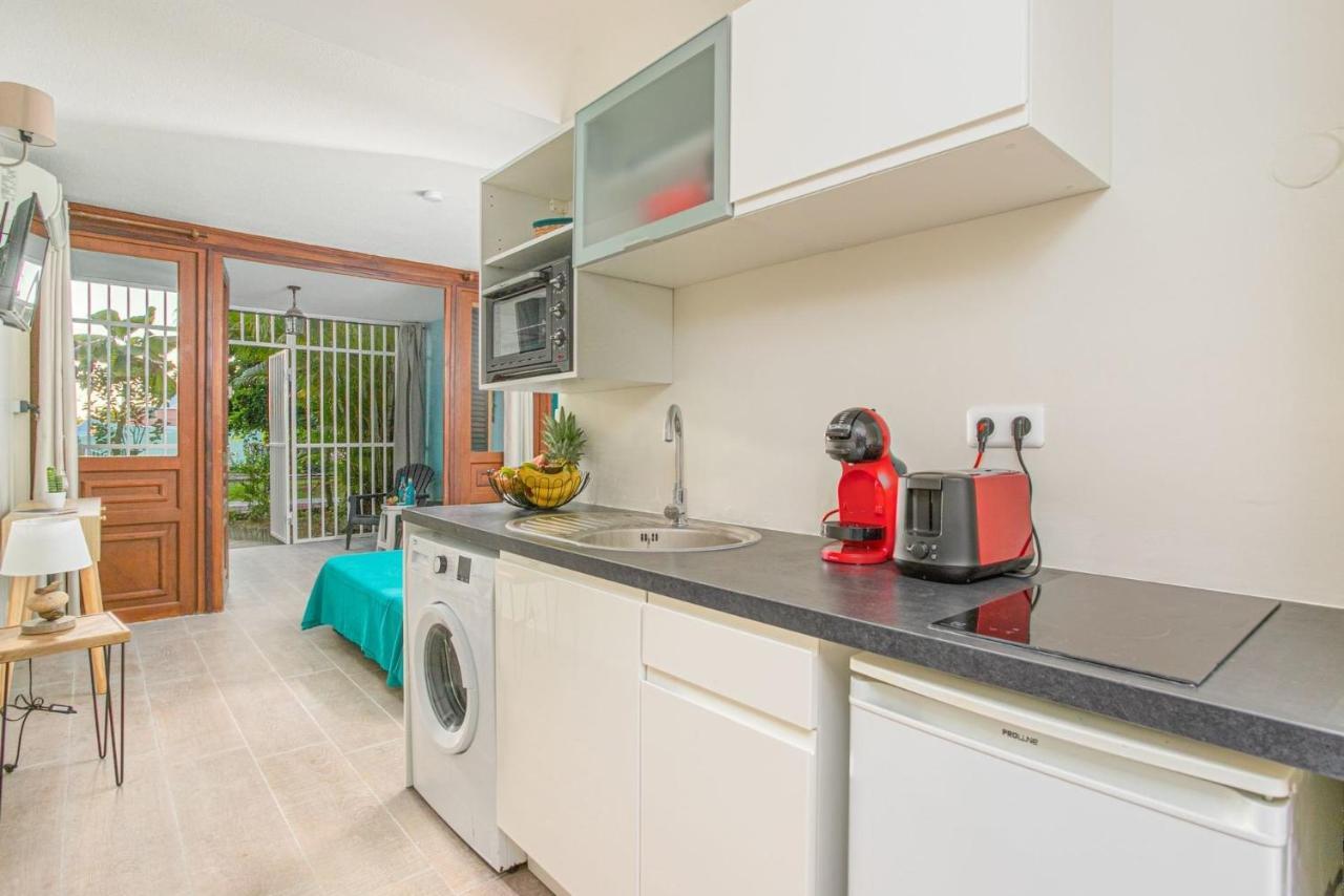 Studio Corail 5 Min A Pied De La Plage - 1Br Studio 5Min Walk From Nice Beach Sainte-Anne Luaran gambar